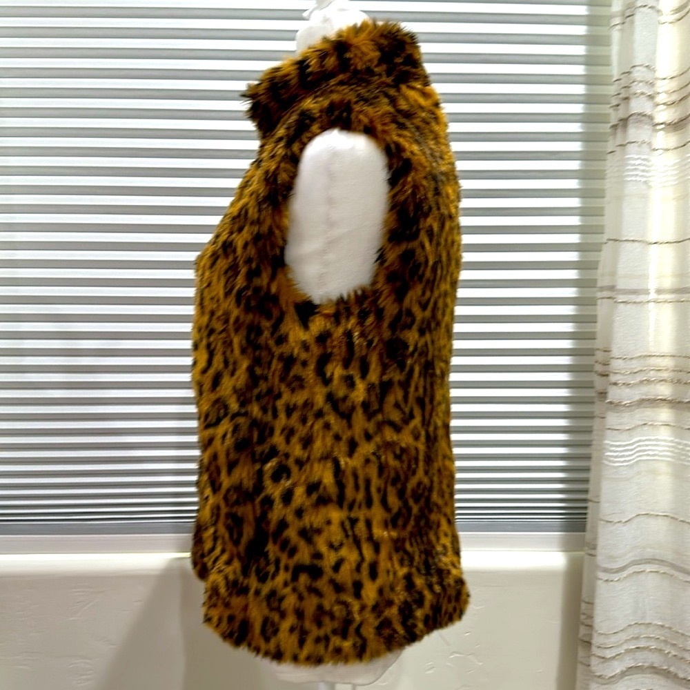 J. Crew Leopard Print Fuzzy Vest - Picture 3 of 14